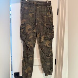 Champs Men's Green Camouflage Cargo Pants
